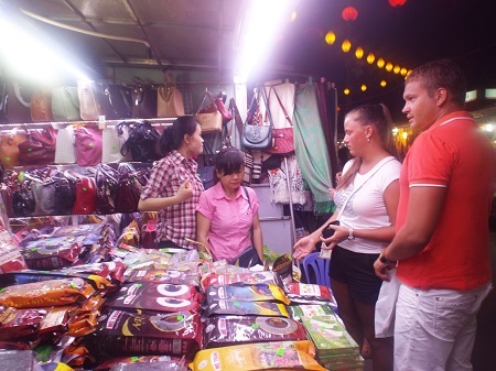 Cà phê Việt Nam cũng là sản phẩm rất được du khách ưa chuộng.