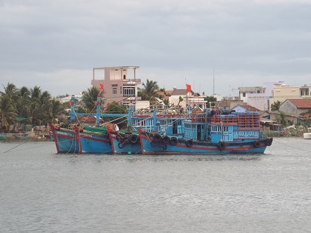 Khánh Hòa hiện có 474 tàu cá với hơn 1.200 thuyền viên đang hoạt động đánh bắt trên biển