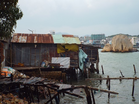 Xóm nhà chồ Hà Ra, Nha Trang.