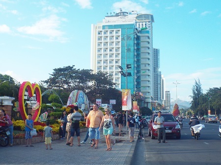 Thời tiết ngày cuối năm ở Nha Trang khá ấm áp - Ảnh: Viết Hảo