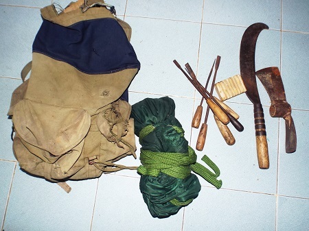 Bộ đồ nghề của phu trầm.