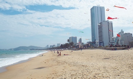 Hiện Nha Trang đang đón một lượng khách lớn đến từ Trung Quốc (Ảnh: Thủy Nguyên)