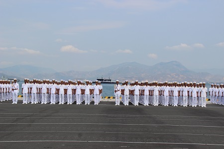 Hải quân Việt Nam phô diễn lực lượng trong ngày kỷ niệm 60 năm thành lập