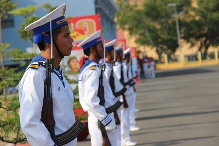 Hải quân Việt Nam phô diễn lực lượng trong ngày kỷ niệm 60 năm thành lập