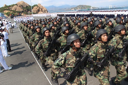 Hải quân Việt Nam phô diễn lực lượng trong ngày kỷ niệm 60 năm thành lập