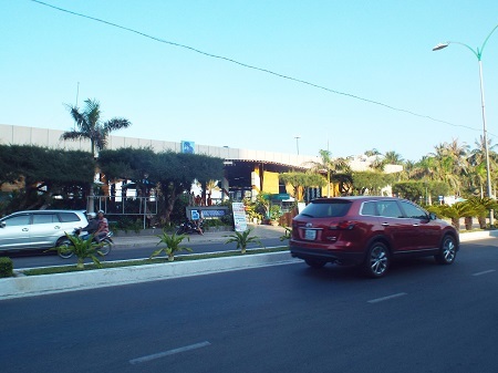 Công trình nhà hàng E-Land
Four Seasons che tầm nhìn ra biển Nha Trang, tỉnh Khánh Hòa