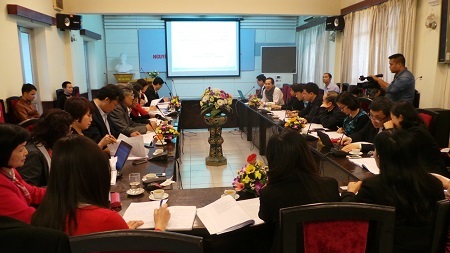 Nên có lễ tạ lỗi cho các học sinh đánh bạn! - 1 Quang cảnh hội thảo.