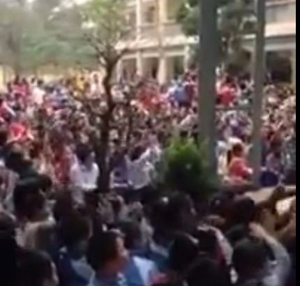 Hà Nội: Yêu cầu báo cáo Clip học sinh tiểu học hát “Chắc ai đó sẽ về” - 1 Hàng hoạt học sinh trường tiểu học Đông Thái hưởng ứng cùng