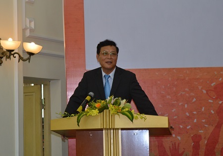 ĐH Ngoại thương thắng lớn ở cuộc thi Vô địch Tin học Văn phòng - 6 Bộ trưởng Bộ GD-ĐT Phạm Vũ Luận đánh giá cao cuộc thi