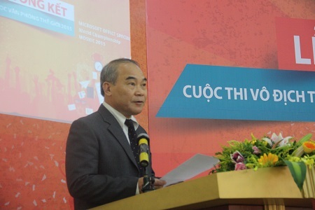 ĐH Ngoại thương thắng lớn ở cuộc thi Vô địch Tin học Văn phòng - 9 Thứ trưởng Nguyễn Vinh Hiển -