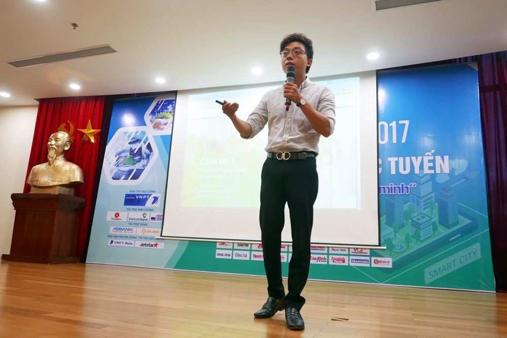 Giao lưu trực tuyến giới thiệu Giải thưởng Nhân tài Đất Việt 2017 - 4