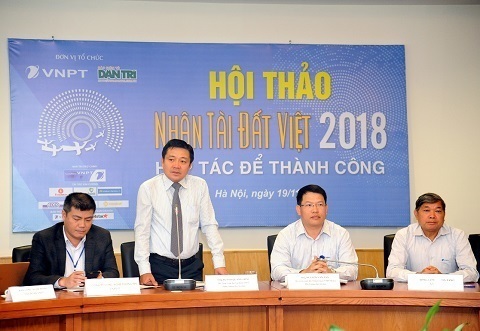 Ông Huỳnh Quang Liêm - Phó Tổng giám đốc Tập đoàn VNPT, Chủ tịch VNPT-Media phát biểu khai mạc hội thảo.