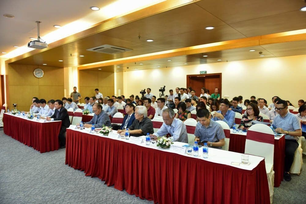  Buổi họp báo Phát động Giải thưởng Nhân tài Đất Việt thu hút sự quan tâm của các nhà lãnh đạo, các doanh nghiệp và báo giới. 