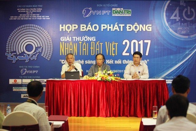 
Ngày 30/5, BTC chính thức họp báo công bố Phát động Giải thưởng Nhân tài Đất Việt 2017.
