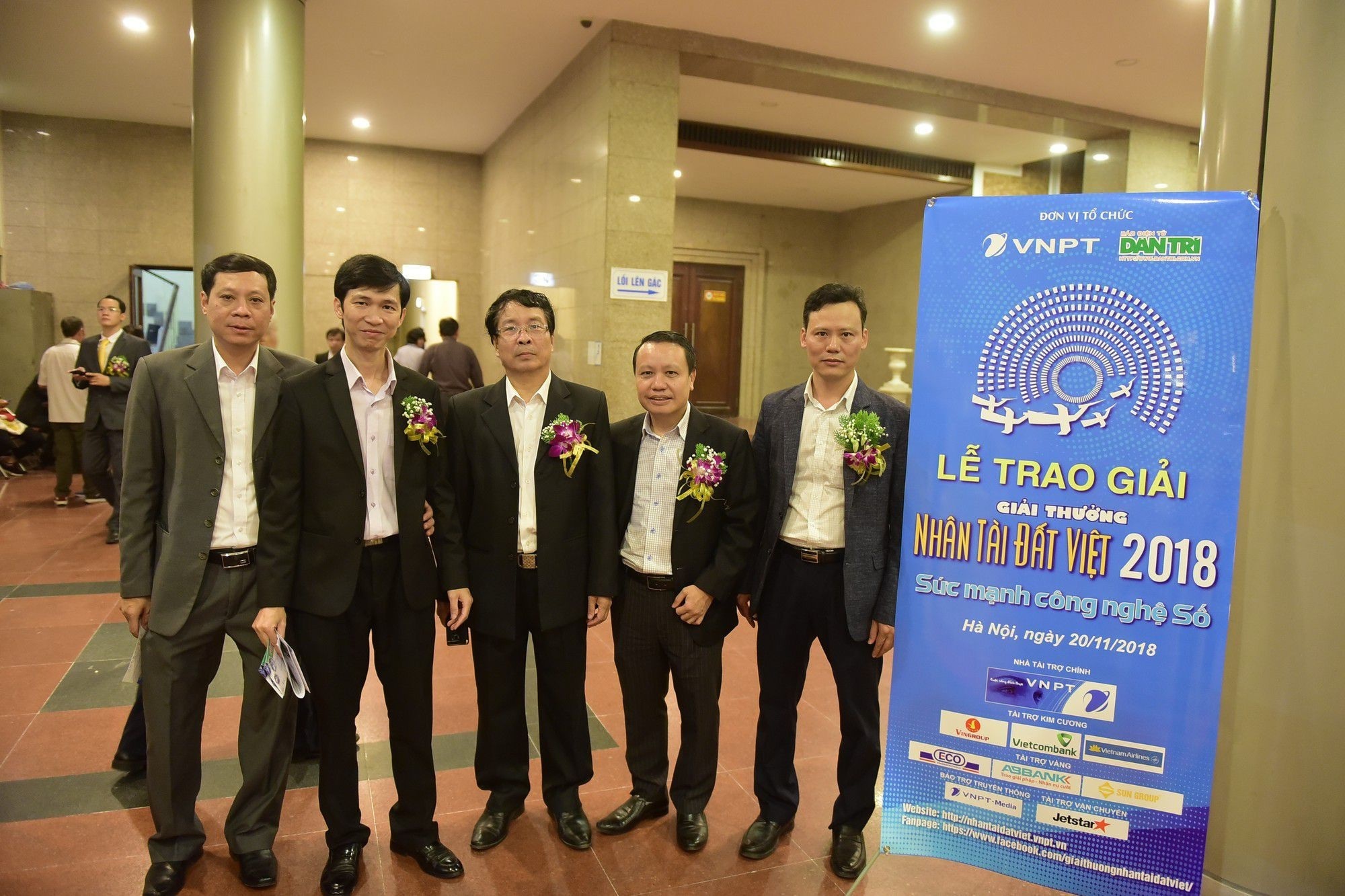 Nhân tài Đất Việt 2018 vinh danh 2 sản phẩm CNTT xuất sắc nhất - Ảnh 40.
