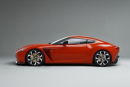 Aston Martin V12 Zagato - Ý lịch lãm, Anh mạnh mẽ  - 4