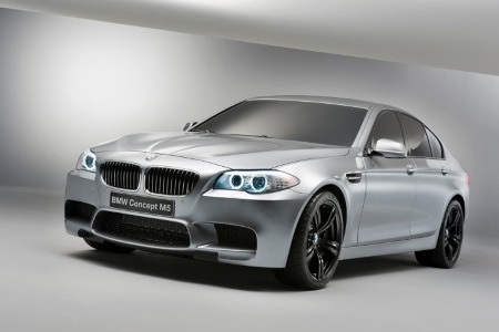 Lộ diện xe BMW M5 Twin-Turbo V8 bản 2013 - 1 Lộ diện xe BMW M5 Twin-Turbo V8 bản 2013 - 1
