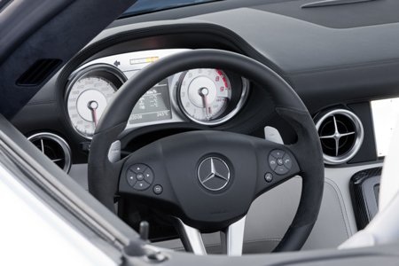 Cận cảnh siêu xe SLS AMG Roadster 2012 - 7