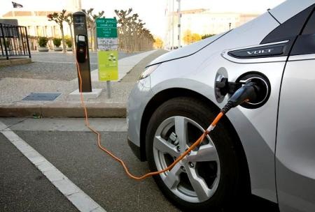 Chuyện vị trí cắm sạc trên ô tô chạy điện - 4 Chuyện vị trí cắm sạc trên ô tô chạy điện - 4