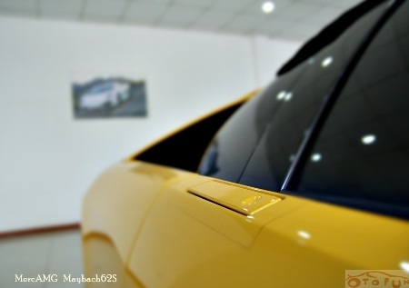 Cận cảnh Lamborghini LP640 mui trần tại Hà Nội - 12