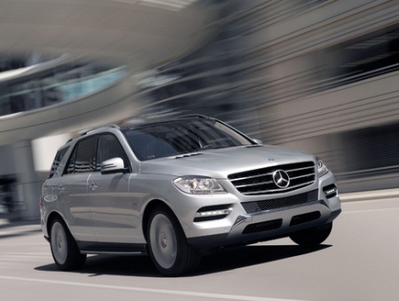 Điểm nét mới trên Mercedes M-Class phiên bản 2012 - 2 Điểm nét mới trên Mercedes M-Class phiên bản 2012 - 2