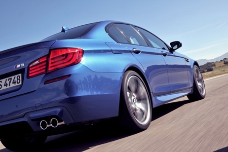 Diện kiến BMW M5 phiên bản 2012 - 13 Diện kiến BMW M5 phiên bản 2012 - 13