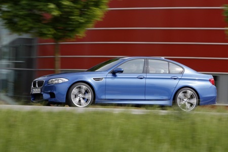Diện kiến BMW M5 phiên bản 2012 - 4 Diện kiến BMW M5 phiên bản 2012 - 4