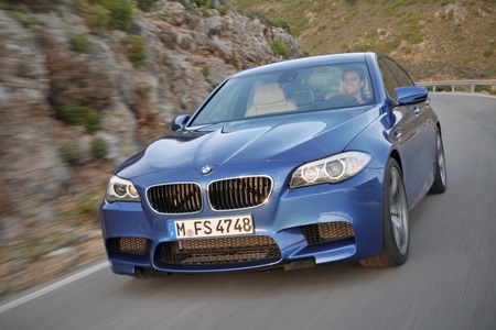 Diện kiến BMW M5 phiên bản 2012 - 2 Diện kiến BMW M5 phiên bản 2012 - 2