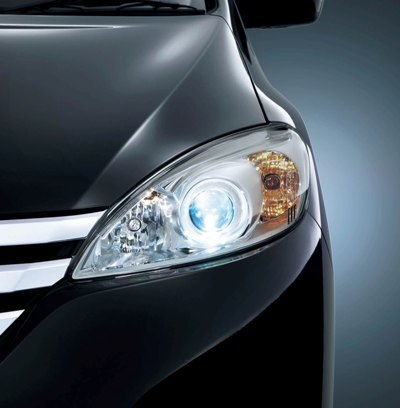Nissan Lafesta - “Bản sao” của Mazda5 - 3 Nissan Lafesta - “Bản sao” của Mazda5 - 3