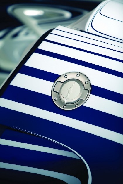 Cận cảnh siêu xe Bugatti Veyron gốm sứ - 14