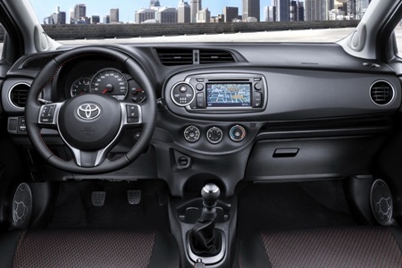 Toyota báo giá xe Yaris 2012  - 7