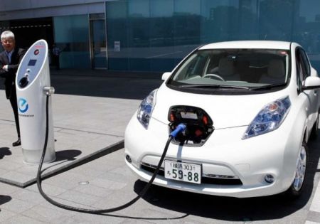 Nissan nghiên cứu hệ thống sạc pin bằng năng lượng mặt trời - 1 Nissan nghiên cứu hệ thống sạc pin bằng năng lượng mặt trời - 1