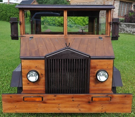 Độc đáo ô tô gỗ tự chế - 1