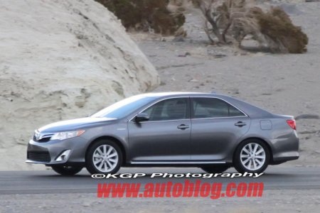 Lộ diện Toyota Camry Hybrid phiên bản 2012 - 1 Lộ diện Toyota Camry Hybrid phiên bản 2012 - 1