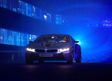 BMW giới thiệu xe hybrid thể thao i8 Concept - 15 BMW giới thiệu xe hybrid thể thao i8 Concept - 15