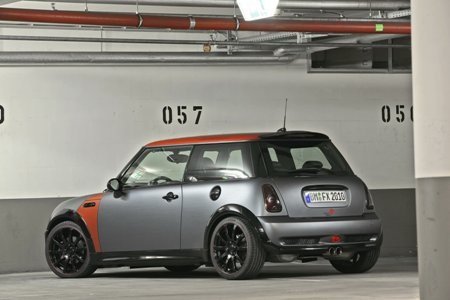 MINI Cooper S R53 bản độ của CoverEFX - 4 MINI Cooper S R53 bản độ của CoverEFX - 4