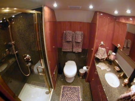 Choáng ngợp với xe triệu đô của diễn viên Hollywood   - 20