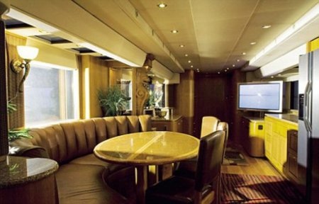 Choáng ngợp với xe triệu đô của diễn viên Hollywood   - 13