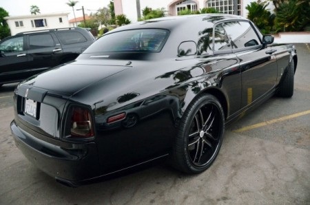 Chiêm ngưỡng xe Phantom dán vinyl vân carbon - 10 Chiêm ngưỡng xe Phantom dán vinyl vân carbon - 10