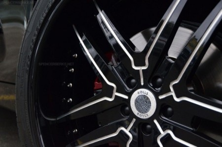 Chiêm ngưỡng xe Phantom dán vinyl vân carbon - 3 Chiêm ngưỡng xe Phantom dán vinyl vân carbon - 3