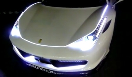 Siêu xe Ferrari 458 Italia trang trí đèn nhấp nháy - 1 Siêu xe Ferrari 458 Italia trang trí đèn nhấp nháy - 1