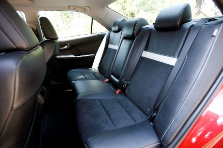 “Mổ xẻ” Toyota Camry thế hệ mới - 24 “Mổ xẻ” Toyota Camry thế hệ mới - 24