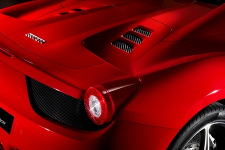 Siêu xe Ferrari 458 Italia Spider lần đầu trình làng - 7