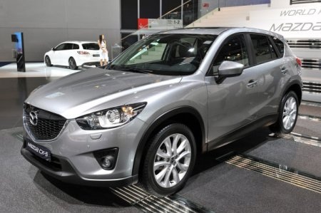 Mazda CX-5 bất lợi về giá  - 4