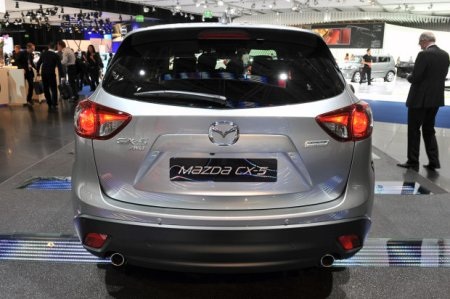 Mazda CX-5 bất lợi về giá  - 18