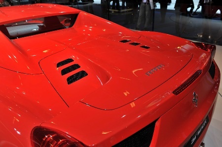 Ferrari 458 Spider - Chiếc xe mui trần mơ ước - 26 Ferrari 458 Spider - Chiếc xe mui trần mơ ước - 26