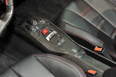 Ferrari 458 Spider - Chiếc xe mui trần mơ ước - 14 Ferrari 458 Spider - Chiếc xe mui trần mơ ước - 14