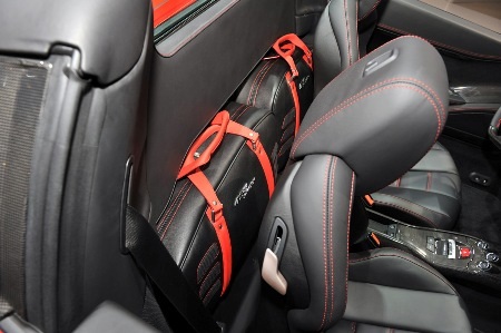 Ferrari 458 Spider - Chiếc xe mui trần mơ ước - 16 Ferrari 458 Spider - Chiếc xe mui trần mơ ước - 16
