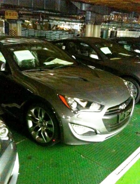Hé lộ hình ảnh xe Hyundai Genesis Coupe 2013 - 3 Hé lộ hình ảnh xe Hyundai Genesis Coupe 2013 - 3