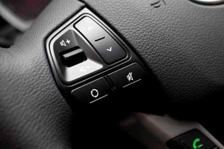 Kia Rio có thêm bản 3 cửa - 9